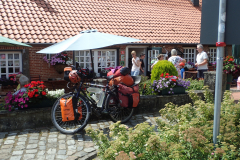 nach einem Drittel der Stecke der passende Biergarten an der Hasebrücke