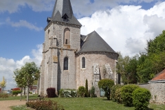 typische französische Dorfkirche