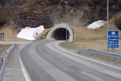 der Tunneleingang aus der Nähe; jetzt wirds ernst