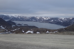 die schneebedeckten Berge und Fjorde um Honningsvåg