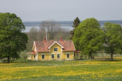es gibt auch gelbe Häuser in Schweden