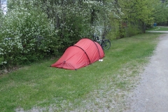 auf diesem schmalen Streifen darf ich dann zelten